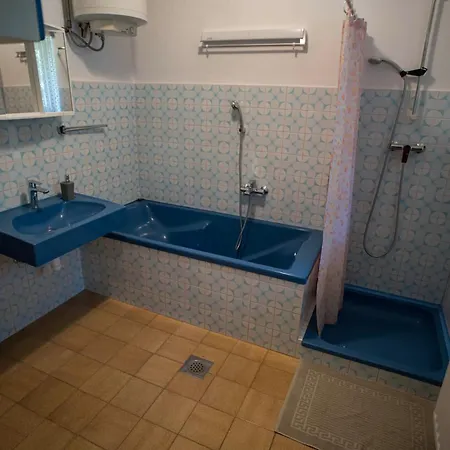 Hisa Varleh Ferienhaus *